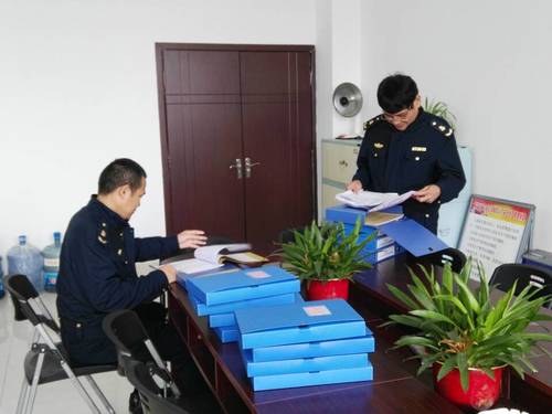 鄭利紅：龍巖新羅交通局運管所檢查組到龍巖分公司檢查指導[3].jpg