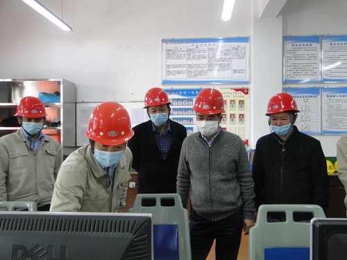 圖為：永安市常務(wù)副市長(zhǎng)肖世龍檢查現(xiàn)場(chǎng)1拍攝者許麗珠_(kāi)調(diào)整大小.JPG