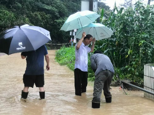(建議采用)民化建設公司 蔣雪�?清除淤泥、雜�?~1.jpg