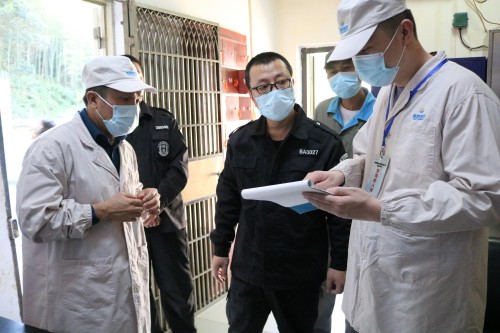 格式工廠張逸清：福建省公安廳一行到龍巖分公司開展民爆物品安全技術(shù)防范系統(tǒng)工作檢�?.jpg